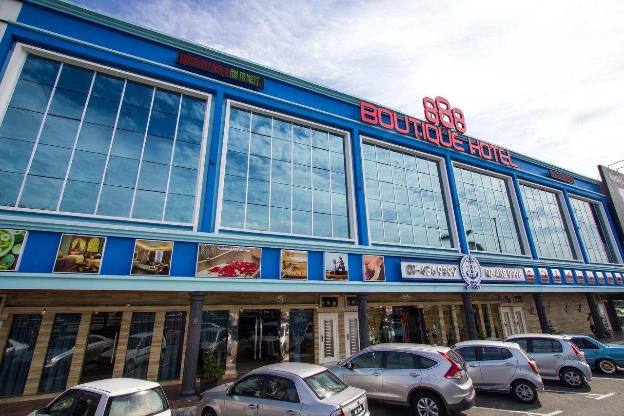 888 Boutique Hotel Batu Pahat Esterno foto