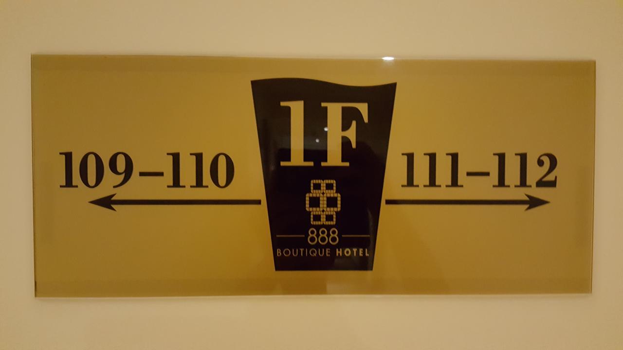 888 Boutique Hotel Batu Pahat Esterno foto